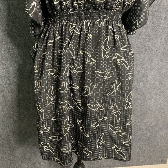 Everly Ruffled Sleeve Pullover Dress Black W/ Birds Short Light Wt Elastic Waist - Picture 3 of 12